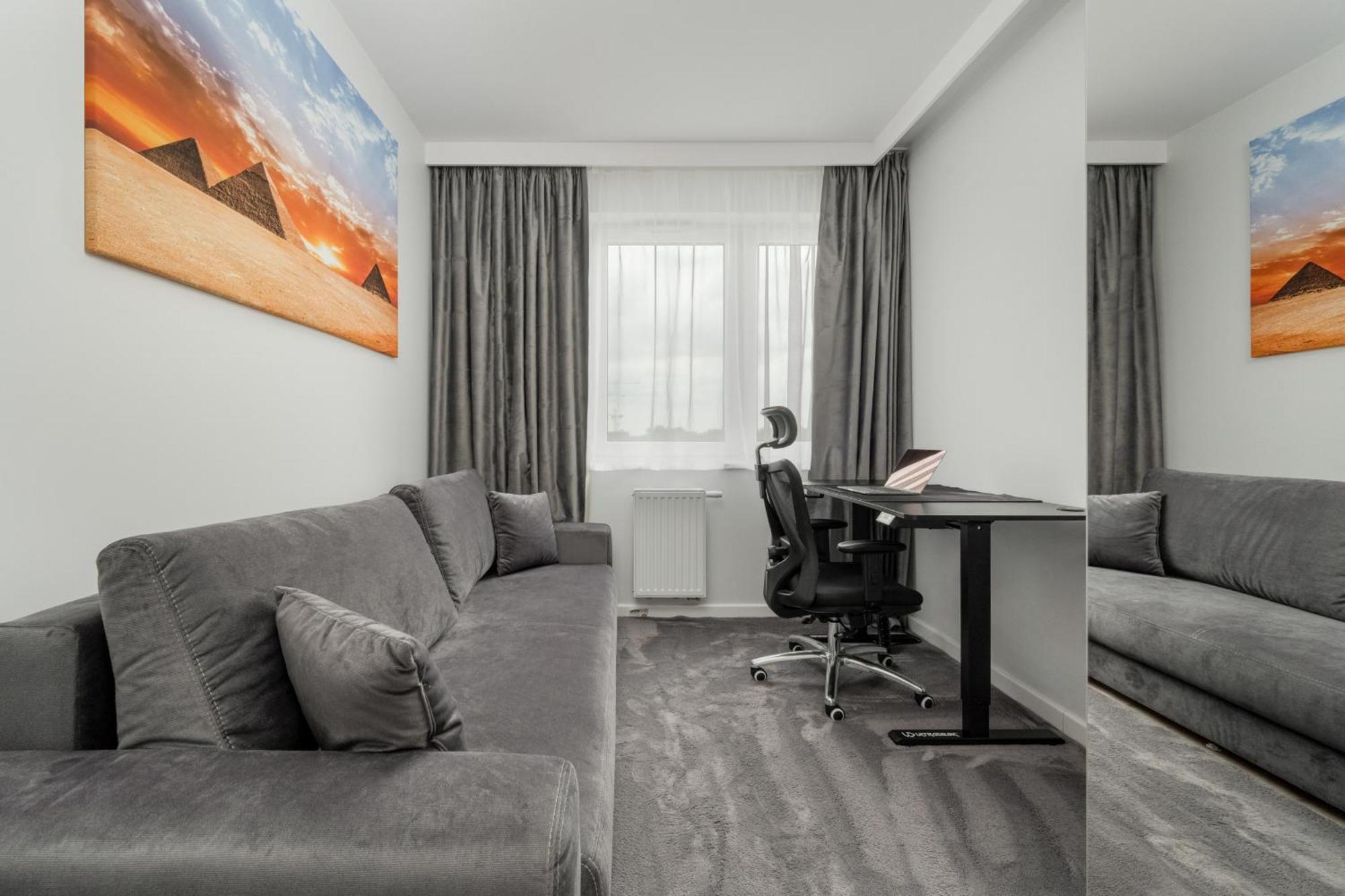 Luksusowy Apartament Z 3 Sypialniami, Klimatyzacja, Parkingiem I Biurkiem We Wroclawiu By Renters Prestige Екстериор снимка