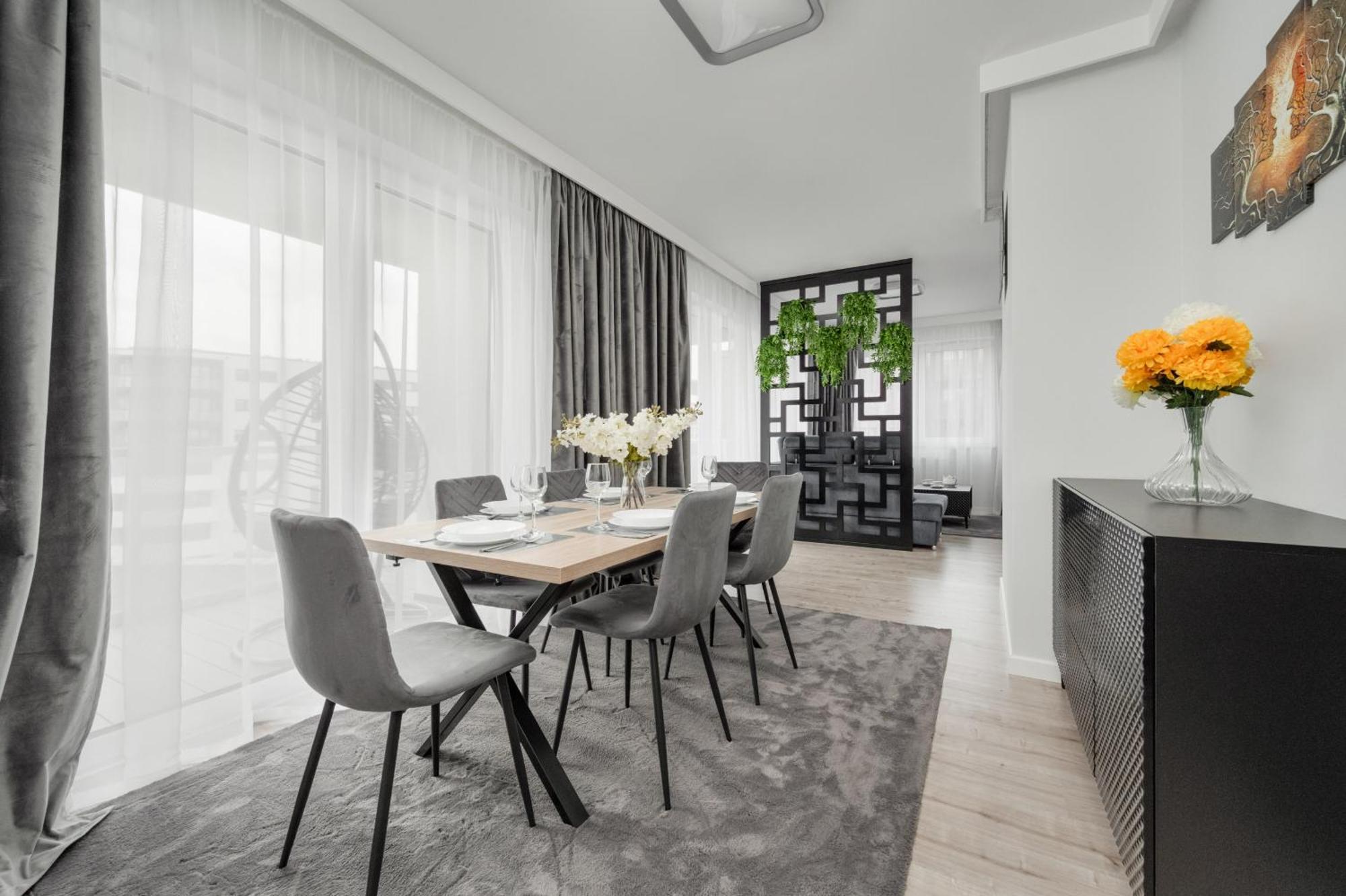 Luksusowy Apartament Z 3 Sypialniami, Klimatyzacja, Parkingiem I Biurkiem We Wroclawiu By Renters Prestige Екстериор снимка
